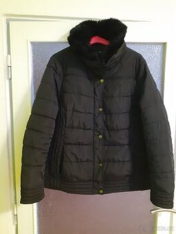 Dámská zimní bunda C&A 46/48
