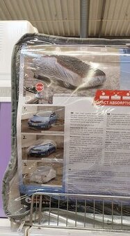 Plachta proti kroupám.