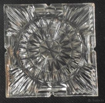 Náhradní sklo k lustru kostka Kamenický Šenov