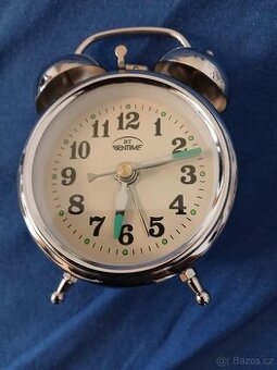 Budík, pěkný stav, funkční