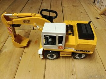 Jeřáb autojeřáb Liebherr vlastní odvoz