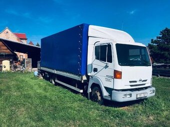 Nissan Atleon 140 rv 2002