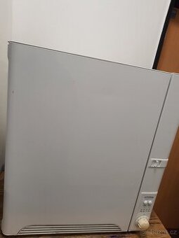 menší sušička prádla