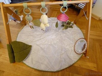 TINY LOVE Hrací deka s dřevěnou hrazdou Boho Chic