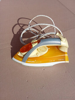 žehlička Phillips - napařovací