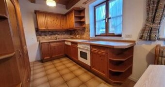 Borovicová linka z masivu se spotřebiči,6323