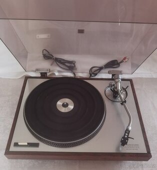 Gramofón Luxman PD-282