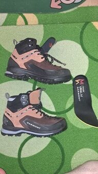 Prodám boty garmont téměř nové