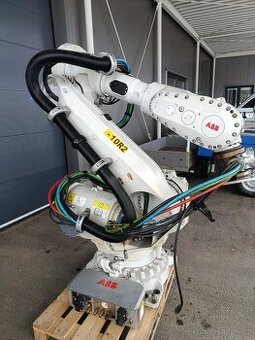 Průmyslový robot ABB IRB6700-235/2.65