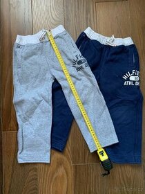 Tepláky Tommy Hilfiger vel. 98