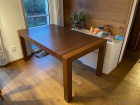 Prodám jídelní stůl Ikea - 1