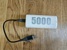 Napájecí přenosný zdroj USB 5000mA