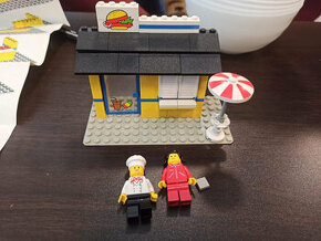 LEGO Town 6683 Hamburger Stand - 1