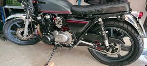 Kawasaki Z750 - 1