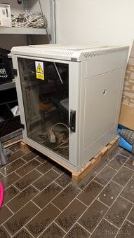 Rack - datový rozvaděč Triton 15U - 1