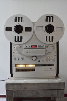 Akai GX-747dbx stříbrná, automatický reverz. Poslední Akai „
