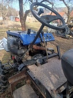 Traktor multicar