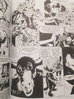 SOUDCE DREDD-PROKLETA ZEME