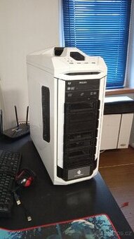PRODÁM PC SKŘÍN