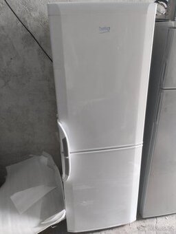 Lednička Beko