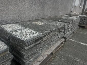 Teracová dlažba