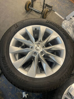 5x112 r19 kola skoda enyaq disky alu 255 50 19 elektrony