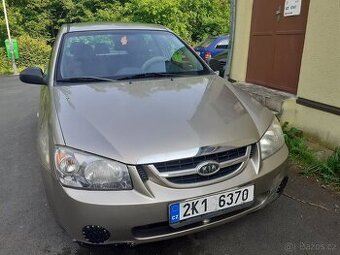 KIA CERATO 1.6i benzín 2008 - 1