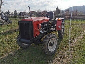 Malotraktor 4x4