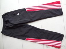 SPORTOVNÍ KALHOTY ADIDAS VEL.140