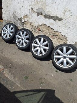 Prodám alu kola s pneu 17"