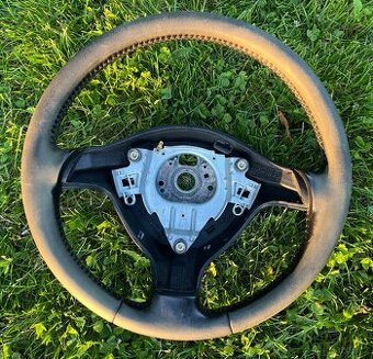 Tříramenný volant VW Passat, golf, octavia