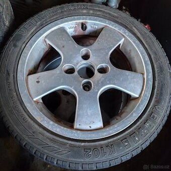 Alu kola Ford Fiesta r15