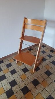 Rostoucí židle - 1