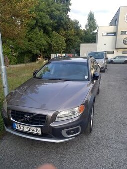VOLVO XC70-D5