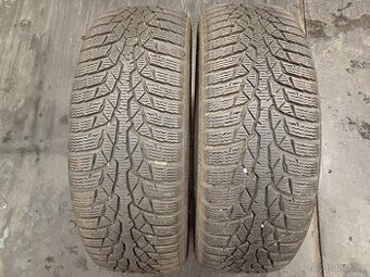 Zimní pneu Nokian 195/60/16 89H
