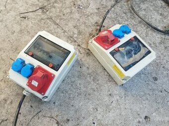 Erocomm skříň zásuvková , stavební rozvaděč