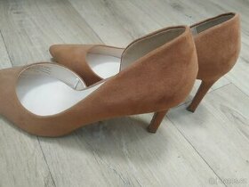 Nove lodicky vel.40 zn.Orsay