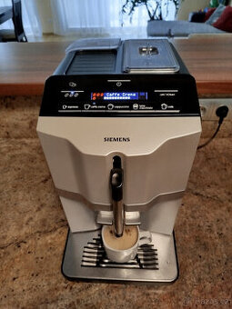 Automatický kávovar Siemens EQ300
