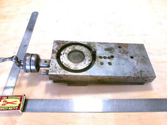 V228 - Rybinové vedení k soustruhu