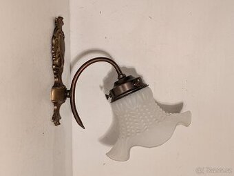 stará mosazná lampa lampička, matové stínidlo zvoneček