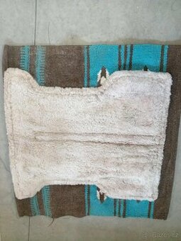 Westernová podsedlová deka