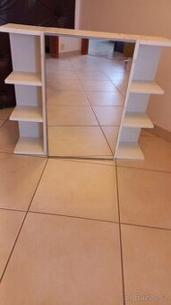 Koupelnová skříňka