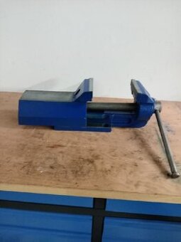 Svěrák kasper 135 mm zachovalý