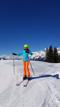 Dívčí lyžařský set – bunda a kalhoty Dare2b