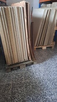 Dřevotřískové desky 114x114 cm