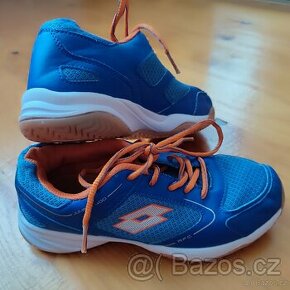 Sálové boty Lotto, velikost 36