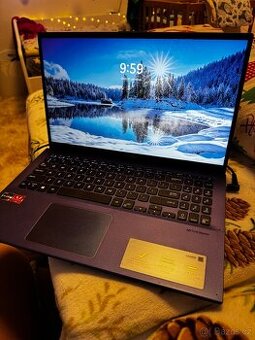Notebook Asus,Amd ryzen,20GB ram