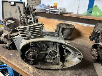 polo-motor JAWA 250/353