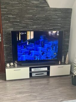 TV, televizní stolek