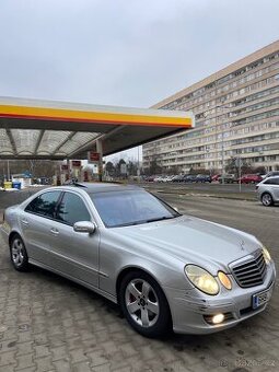 Mercedes Benz w211 E220 AVANGARD - 1